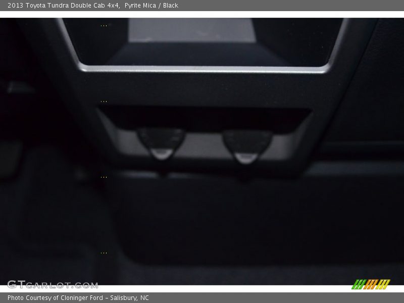 Pyrite Mica / Black 2013 Toyota Tundra Double Cab 4x4