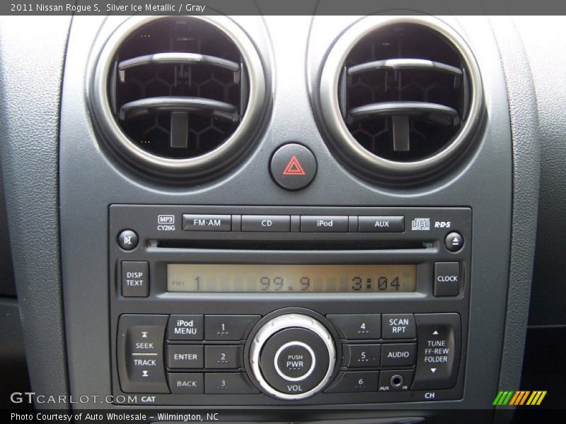 Silver Ice Metallic / Gray 2011 Nissan Rogue S