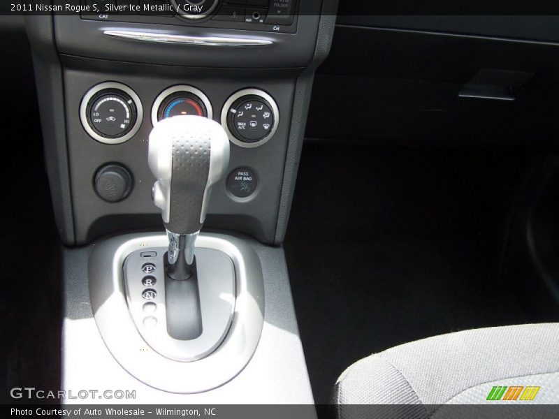Silver Ice Metallic / Gray 2011 Nissan Rogue S