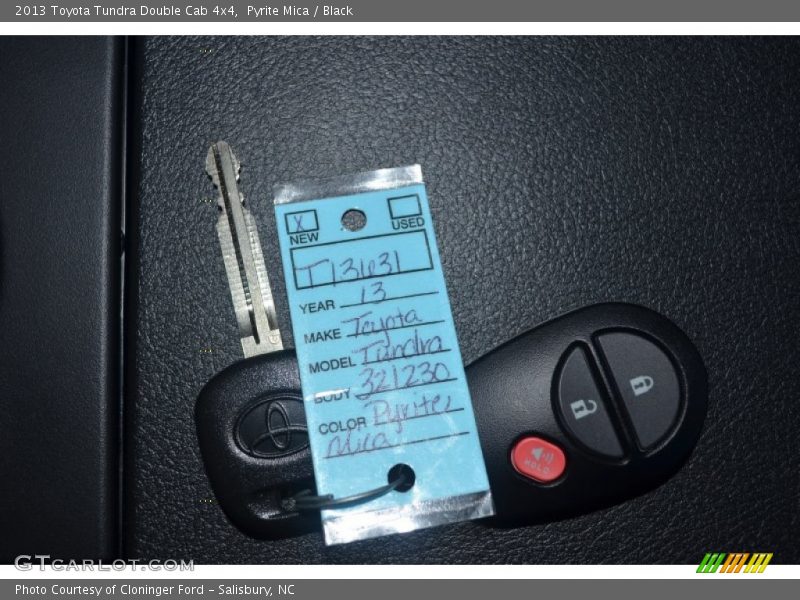 Pyrite Mica / Black 2013 Toyota Tundra Double Cab 4x4