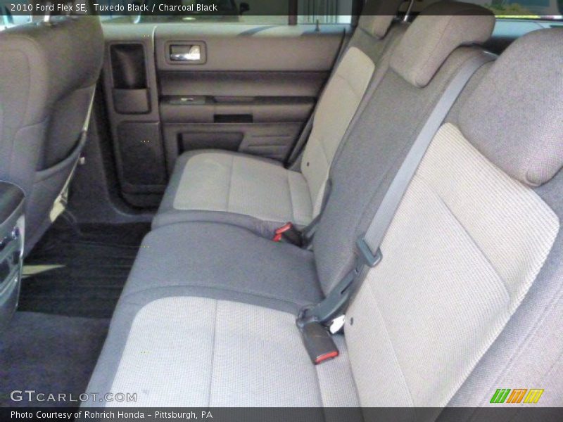 Tuxedo Black / Charcoal Black 2010 Ford Flex SE