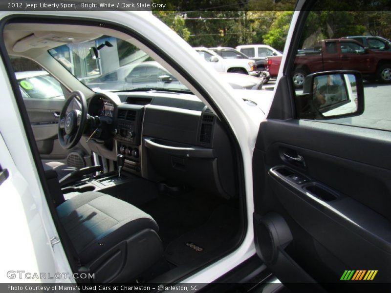 Bright White / Dark Slate Gray 2012 Jeep Liberty Sport