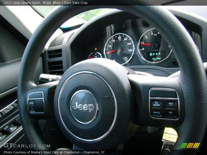 Bright White / Dark Slate Gray 2012 Jeep Liberty Sport