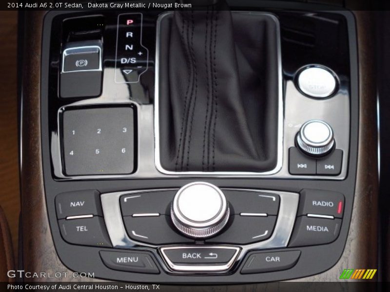 Controls of 2014 A6 2.0T Sedan