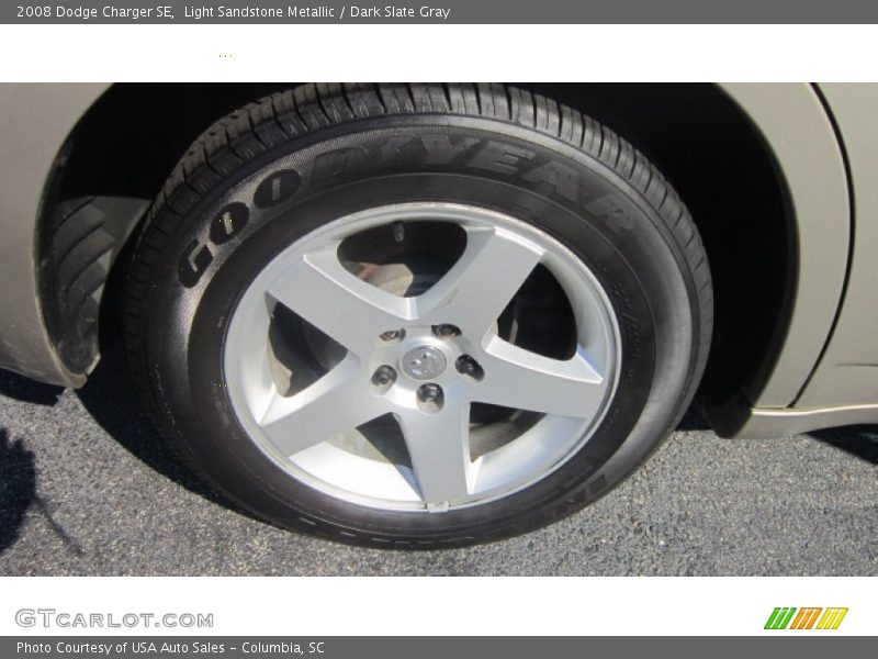 Light Sandstone Metallic / Dark Slate Gray 2008 Dodge Charger SE