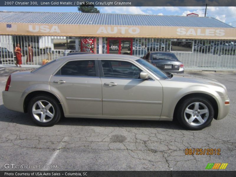 Linen Gold Metallic / Dark Slate Gray/Light Graystone 2007 Chrysler 300