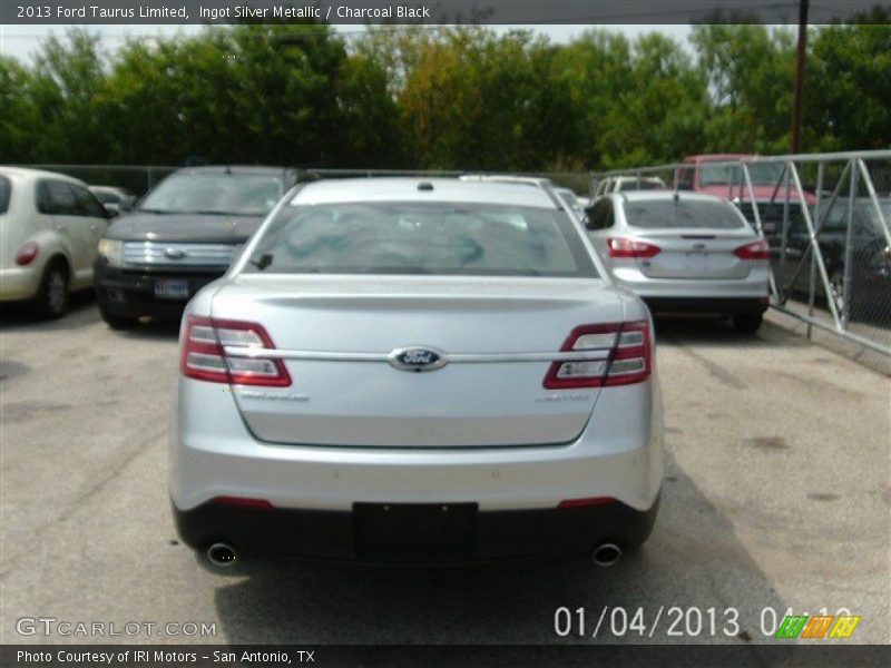 Ingot Silver Metallic / Charcoal Black 2013 Ford Taurus Limited