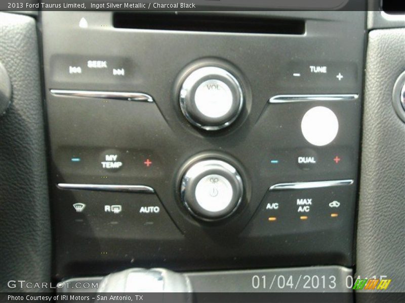 Ingot Silver Metallic / Charcoal Black 2013 Ford Taurus Limited