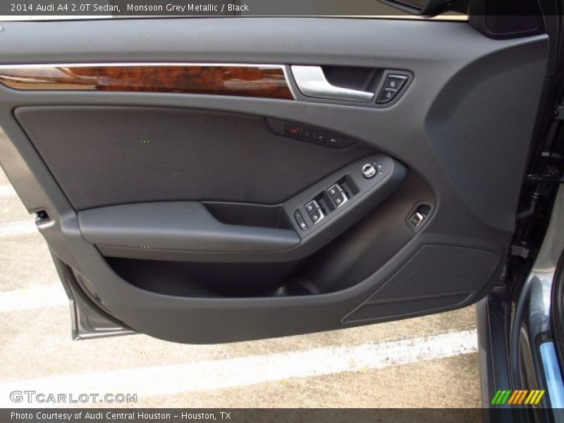 Door Panel of 2014 A4 2.0T Sedan