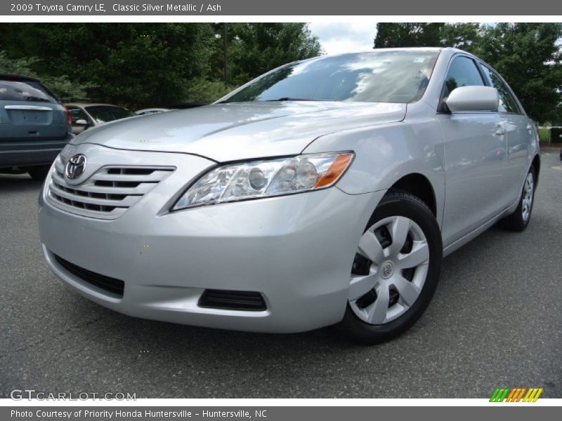 Classic Silver Metallic / Ash 2009 Toyota Camry LE