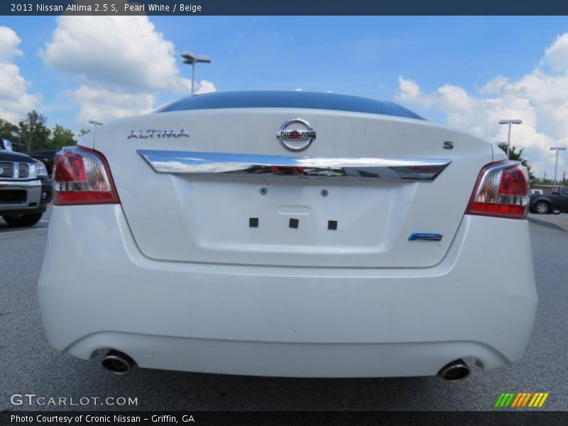 Pearl White / Beige 2013 Nissan Altima 2.5 S