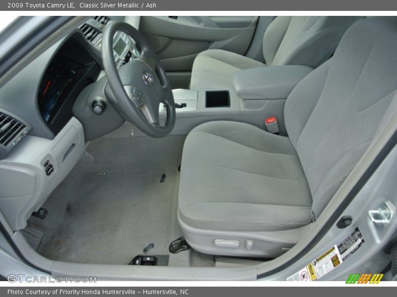 Classic Silver Metallic / Ash 2009 Toyota Camry LE