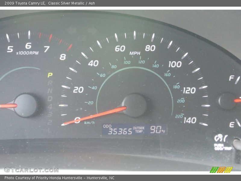 Classic Silver Metallic / Ash 2009 Toyota Camry LE