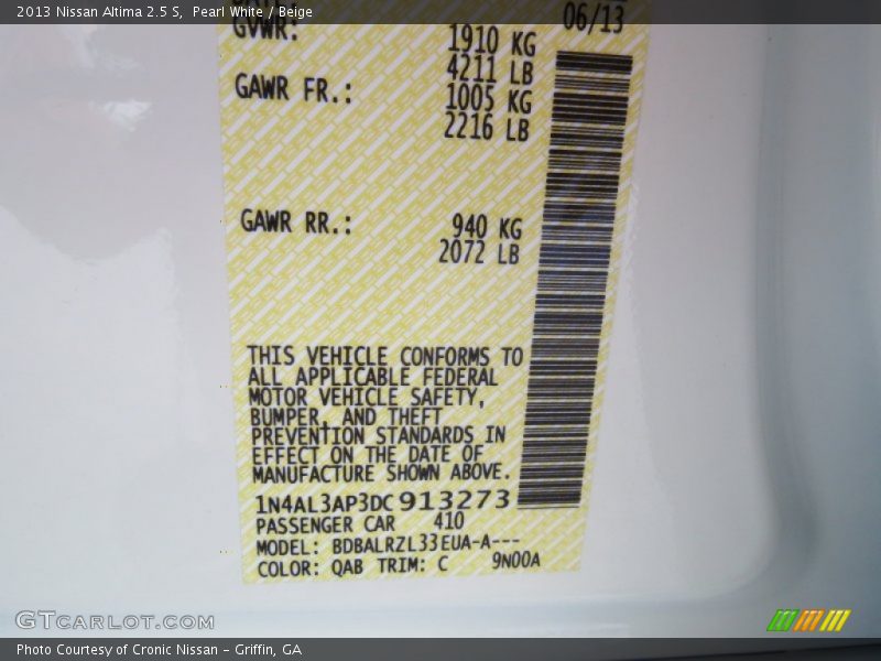 Pearl White / Beige 2013 Nissan Altima 2.5 S