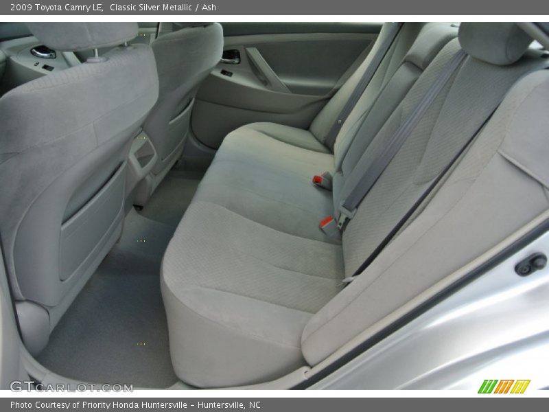 Classic Silver Metallic / Ash 2009 Toyota Camry LE