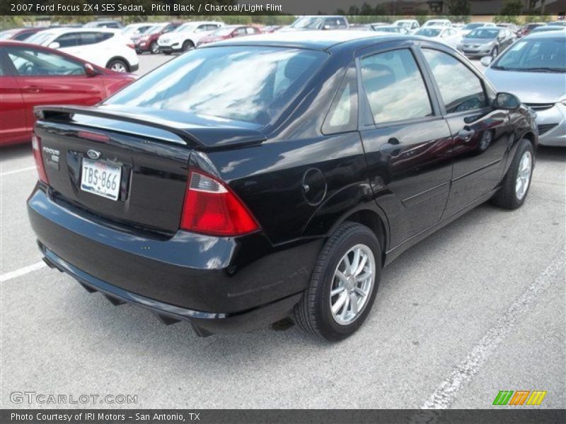 Pitch Black / Charcoal/Light Flint 2007 Ford Focus ZX4 SES Sedan