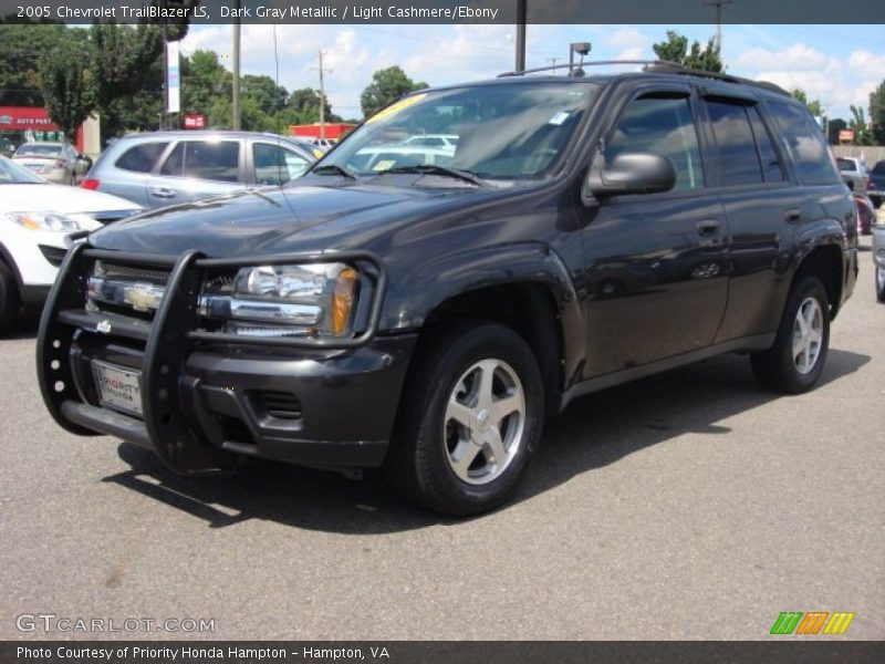 Dark Gray Metallic / Light Cashmere/Ebony 2005 Chevrolet TrailBlazer LS
