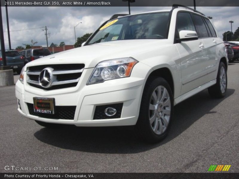 Arctic White / Almond/Black 2011 Mercedes-Benz GLK 350