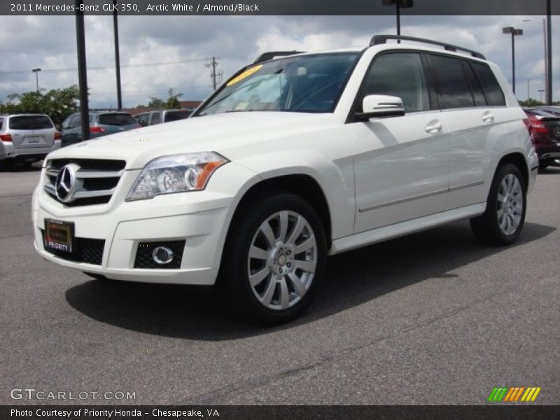 Arctic White / Almond/Black 2011 Mercedes-Benz GLK 350