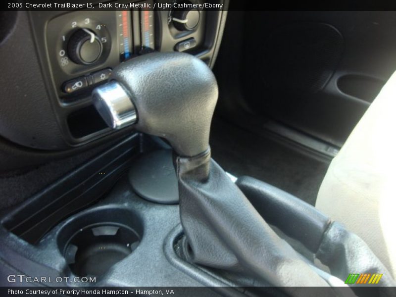 Dark Gray Metallic / Light Cashmere/Ebony 2005 Chevrolet TrailBlazer LS