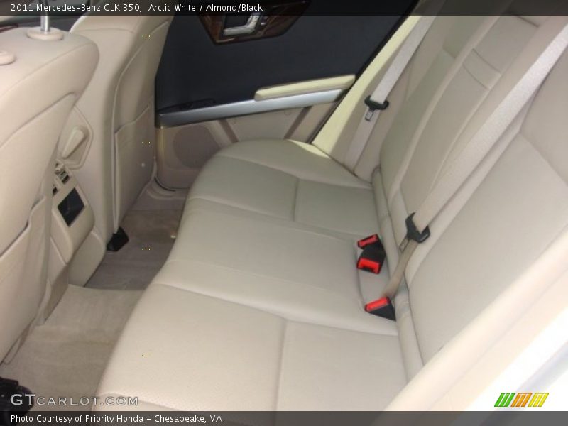 Arctic White / Almond/Black 2011 Mercedes-Benz GLK 350