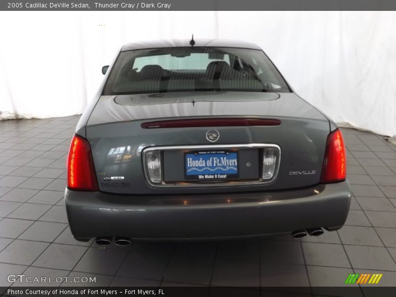 Thunder Gray / Dark Gray 2005 Cadillac DeVille Sedan