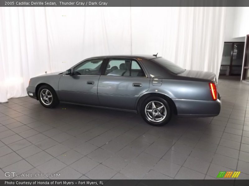 Thunder Gray / Dark Gray 2005 Cadillac DeVille Sedan