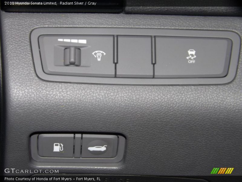 Radiant Silver / Gray 2011 Hyundai Sonata Limited