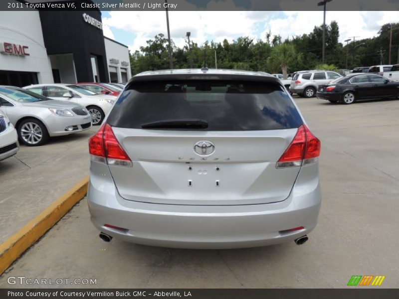 Classic Silver Metallic / Light Gray 2011 Toyota Venza V6