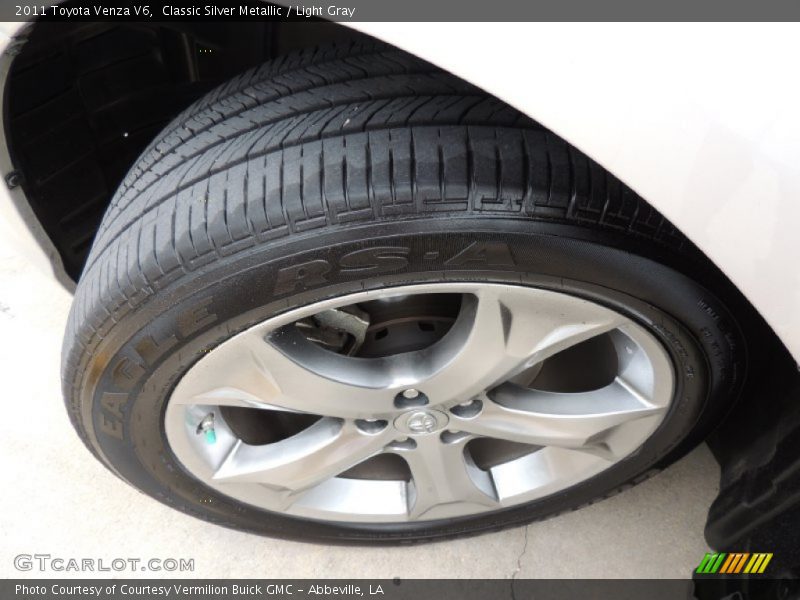 Classic Silver Metallic / Light Gray 2011 Toyota Venza V6