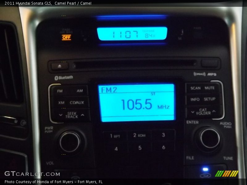 Camel Pearl / Camel 2011 Hyundai Sonata GLS