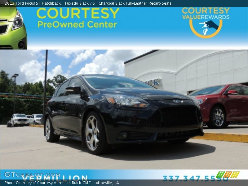 Tuxedo Black / ST Charcoal Black Full-Leather Recaro Seats 2013 Ford Focus ST Hatchback