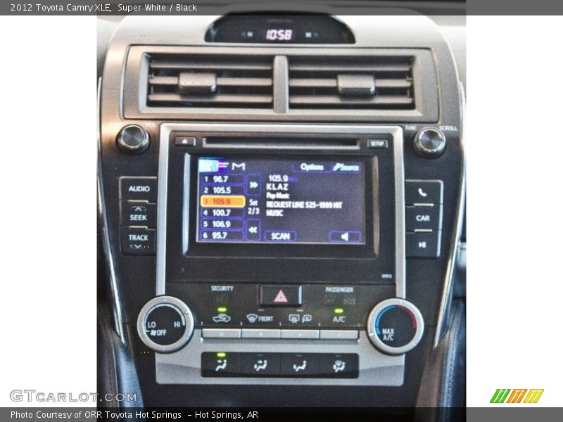 Super White / Black 2012 Toyota Camry XLE