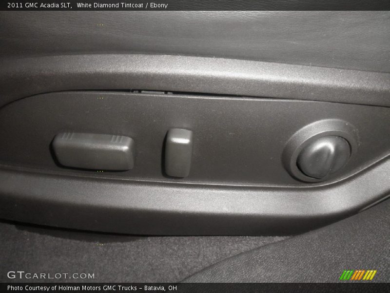 White Diamond Tintcoat / Ebony 2011 GMC Acadia SLT
