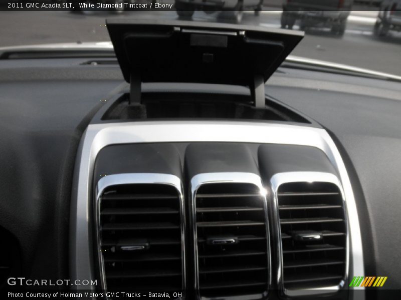White Diamond Tintcoat / Ebony 2011 GMC Acadia SLT