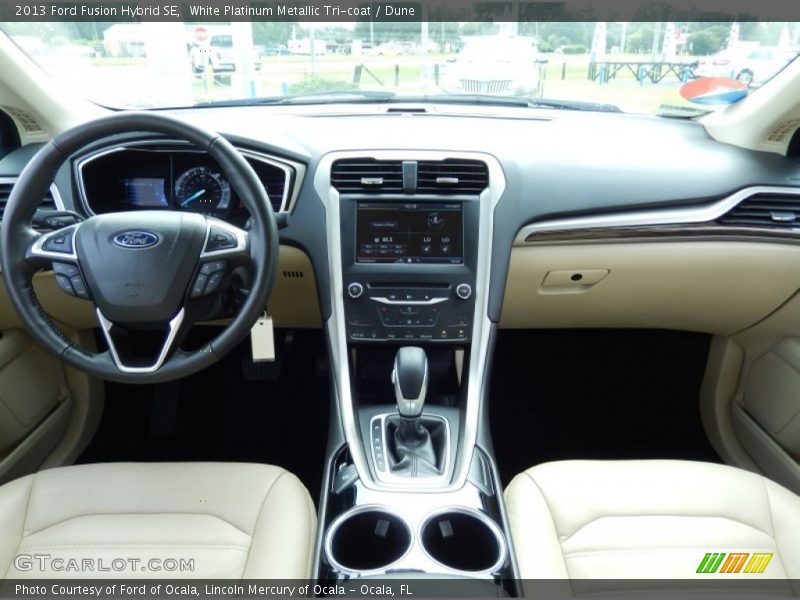 White Platinum Metallic Tri-coat / Dune 2013 Ford Fusion Hybrid SE