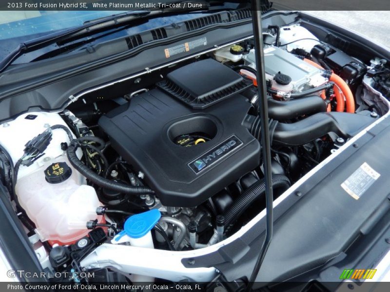 White Platinum Metallic Tri-coat / Dune 2013 Ford Fusion Hybrid SE