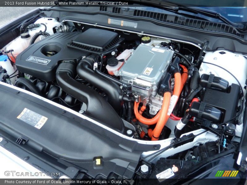 White Platinum Metallic Tri-coat / Dune 2013 Ford Fusion Hybrid SE
