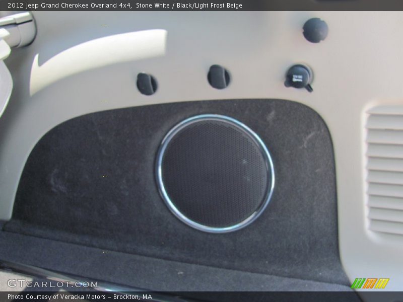 Stone White / Black/Light Frost Beige 2012 Jeep Grand Cherokee Overland 4x4