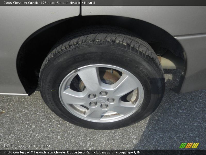 Sandrift Metallic / Neutral 2000 Chevrolet Cavalier LS Sedan