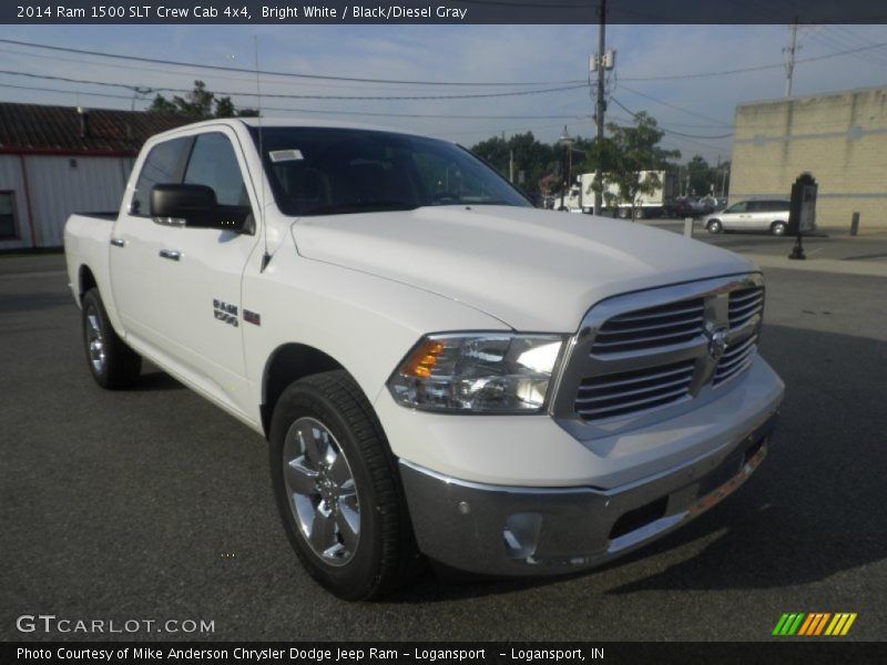 Front 3/4 View of 2014 1500 SLT Crew Cab 4x4