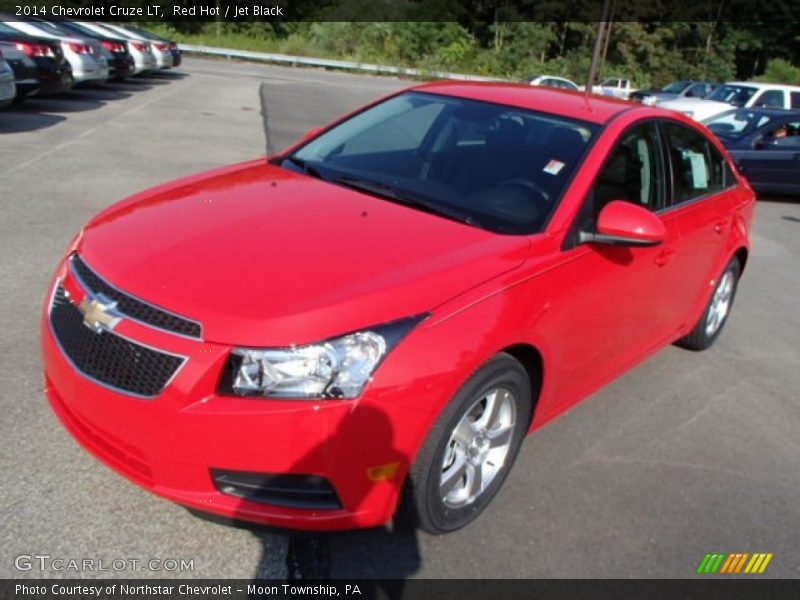 Red Hot / Jet Black 2014 Chevrolet Cruze LT