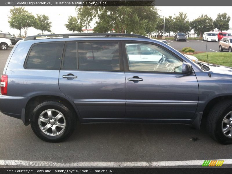 Bluestone Metallic / Ivory Beige 2006 Toyota Highlander V6
