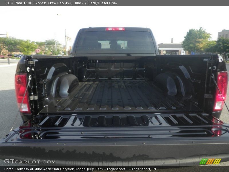 2014 1500 Express Crew Cab 4x4 Trunk