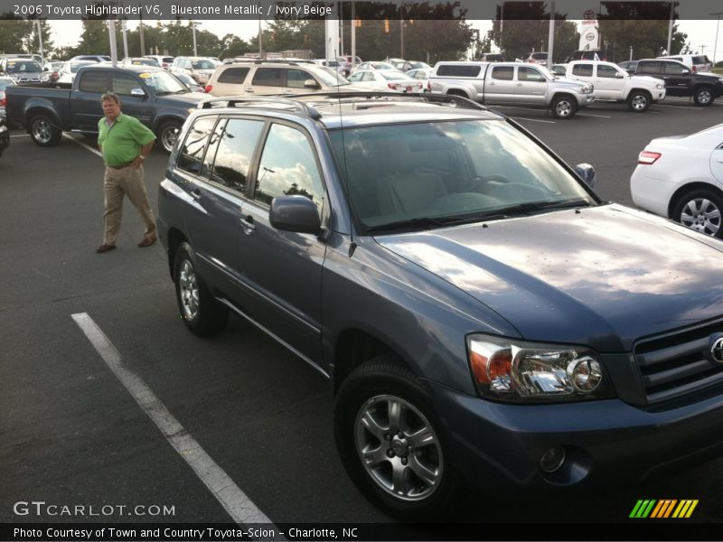 Bluestone Metallic / Ivory Beige 2006 Toyota Highlander V6