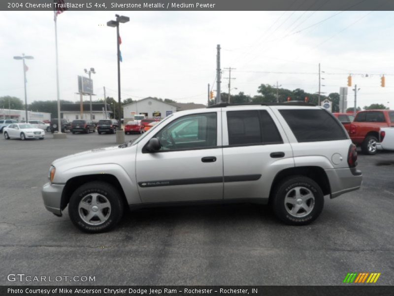 Silverstone Metallic / Medium Pewter 2004 Chevrolet TrailBlazer LS 4x4