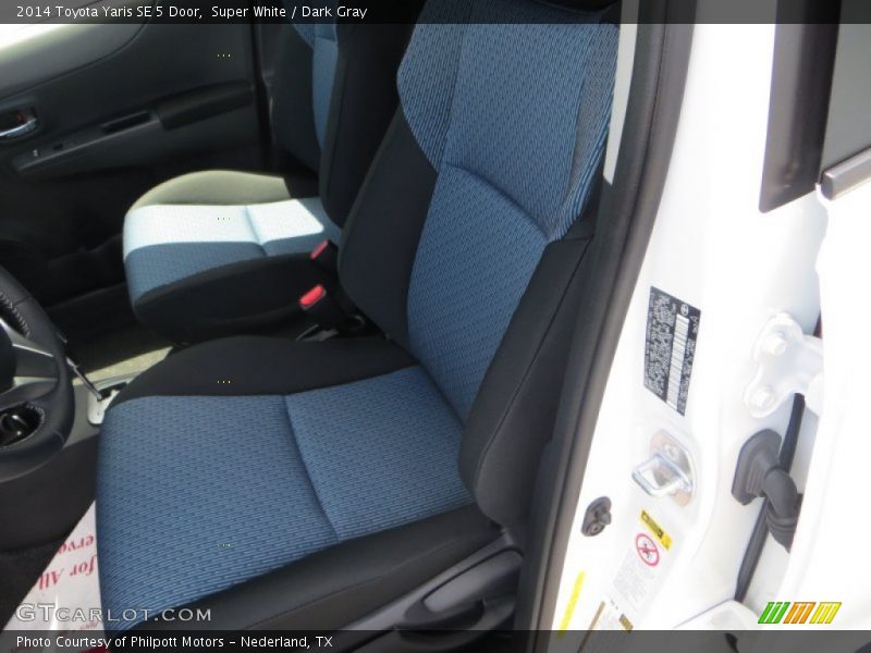 Front Seat of 2014 Yaris SE 5 Door