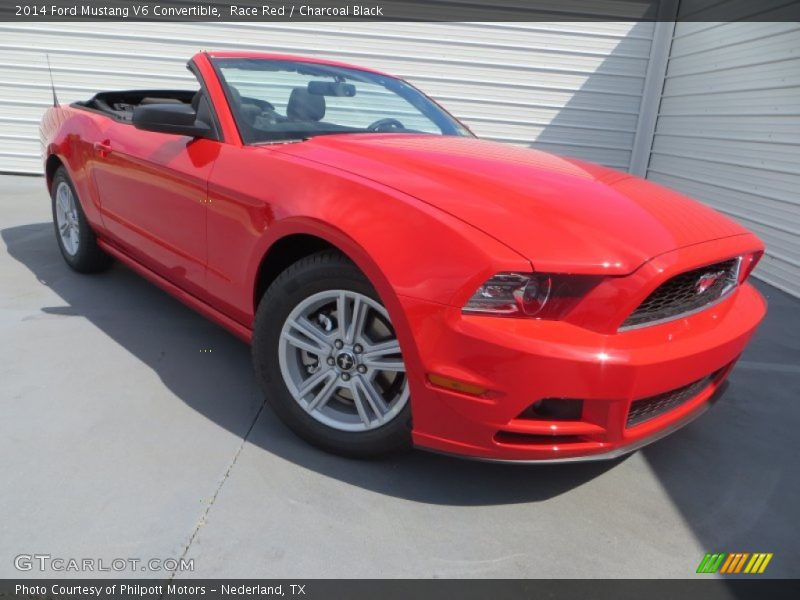Front 3/4 View of 2014 Mustang V6 Convertible
