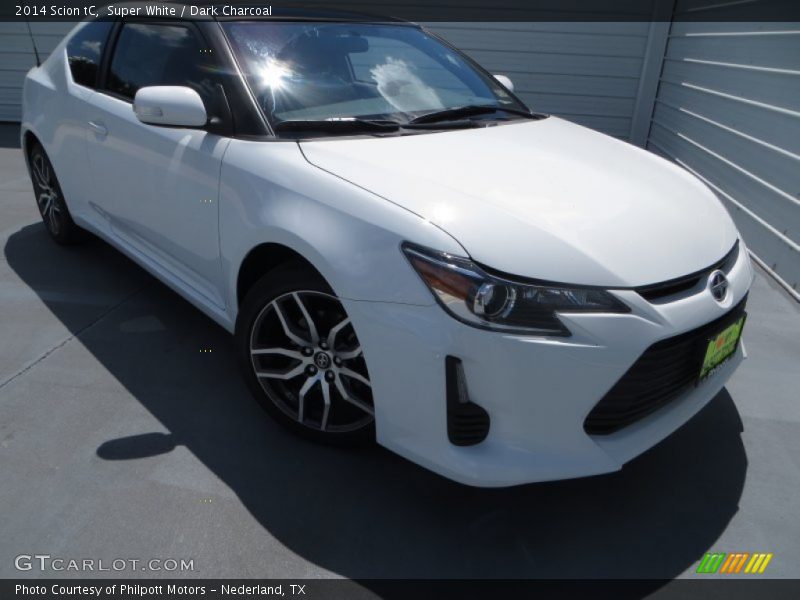 Super White / Dark Charcoal 2014 Scion tC