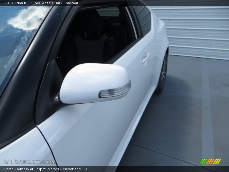 Super White / Dark Charcoal 2014 Scion tC